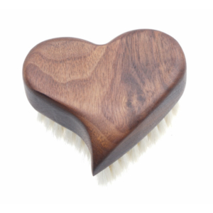 Keller soft brush in heart shape